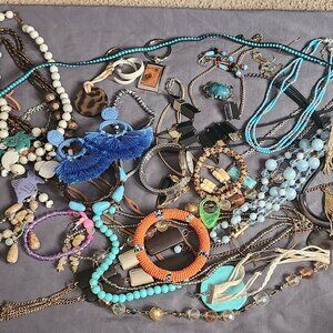 Mixed Jewelry Lot 11